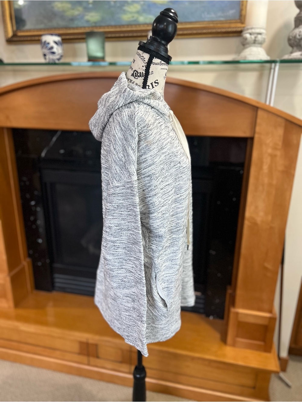 Banana Republic Marled Grey Textured Hoodie - Picture 2 of 8